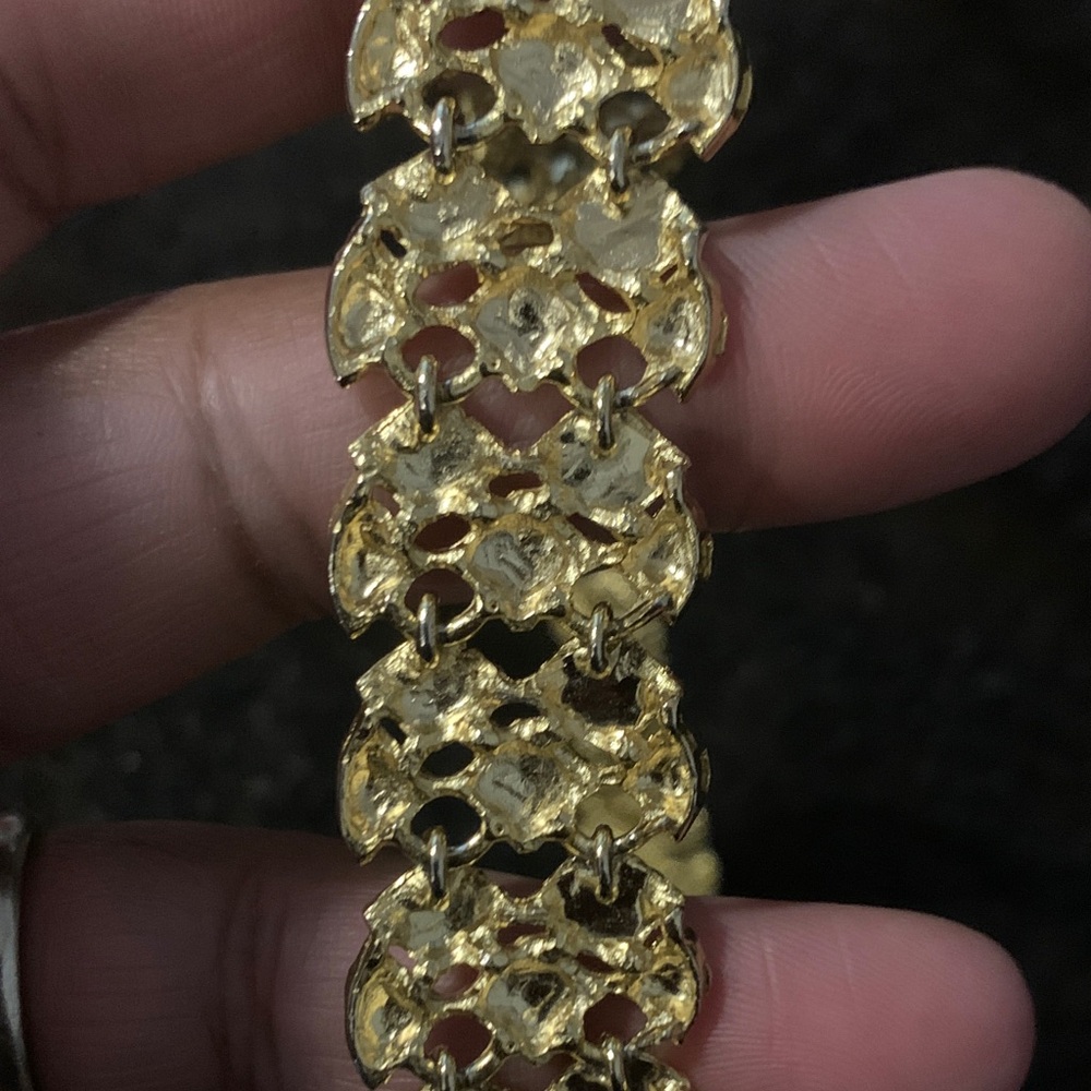 Gold Chain Necklace - Picture 3 of 5